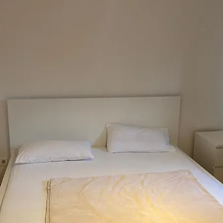 Apartament Lovely 3 In With 85 Inch Tv Monachium